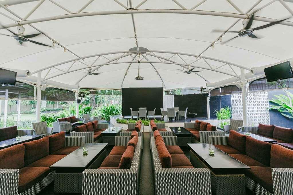 Kristal Hotel Джакарта Интерьер фото